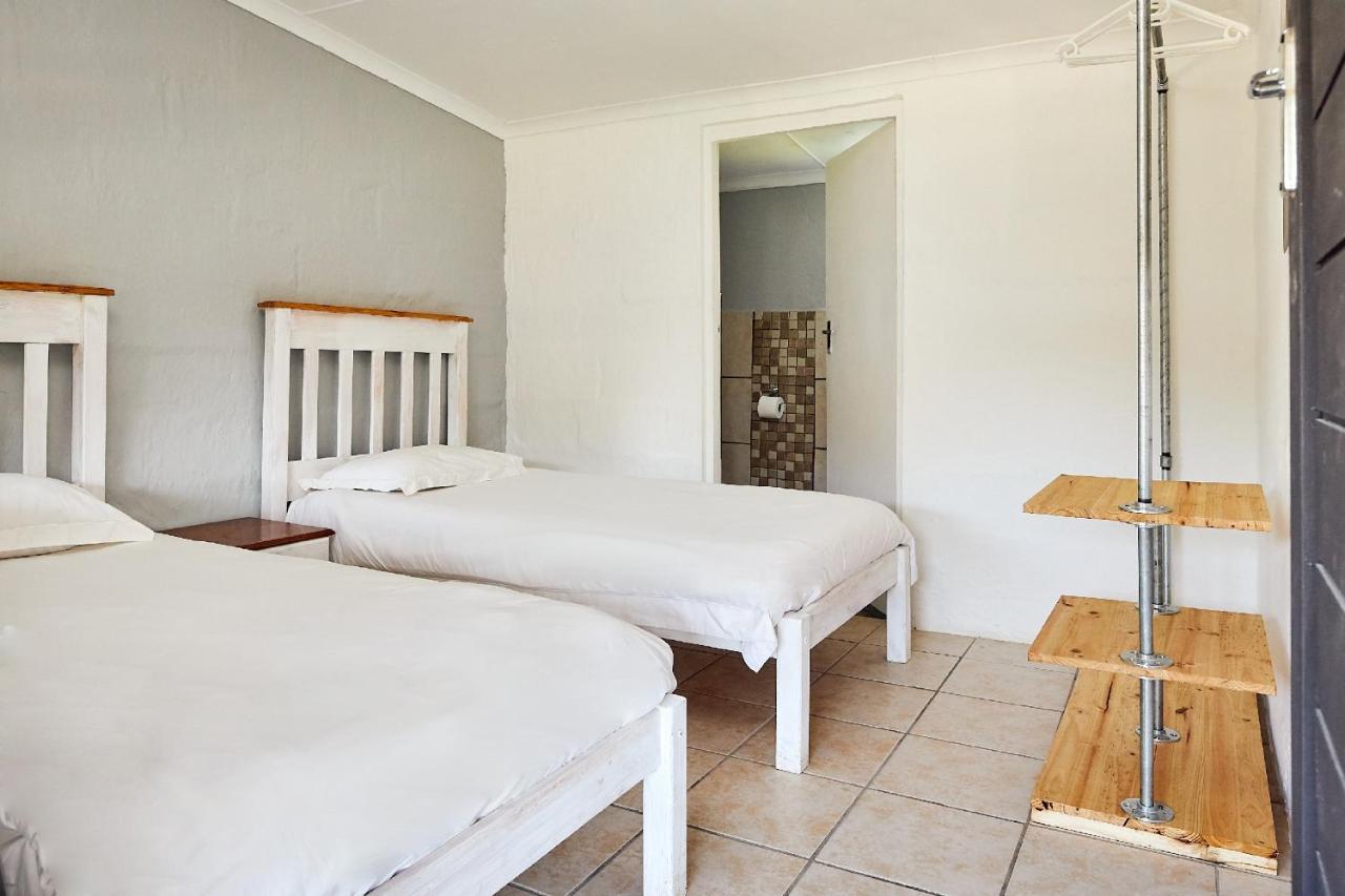 First Group Hole In The Wall Backpackers Coffee Bay Εξωτερικό φωτογραφία
